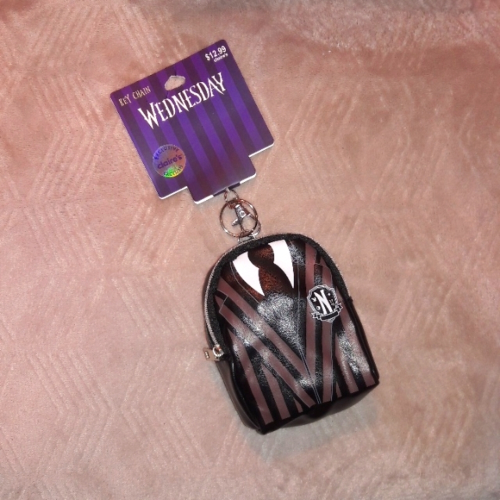 🗝️ Wednesday Addams Mini Backpack Keychain Addams Family Halloween Accessories